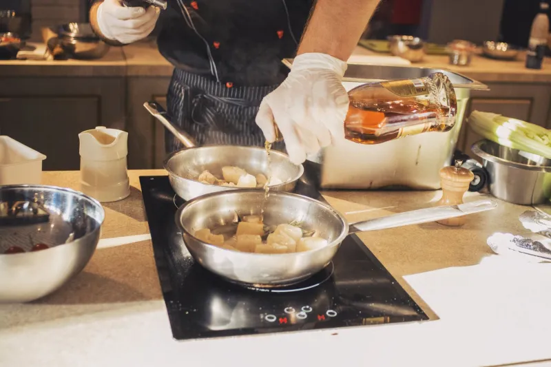 Le tremblement du beurre : ces cuisiniers de bistro qui ont décidé de ne plus tricher avec les sauces